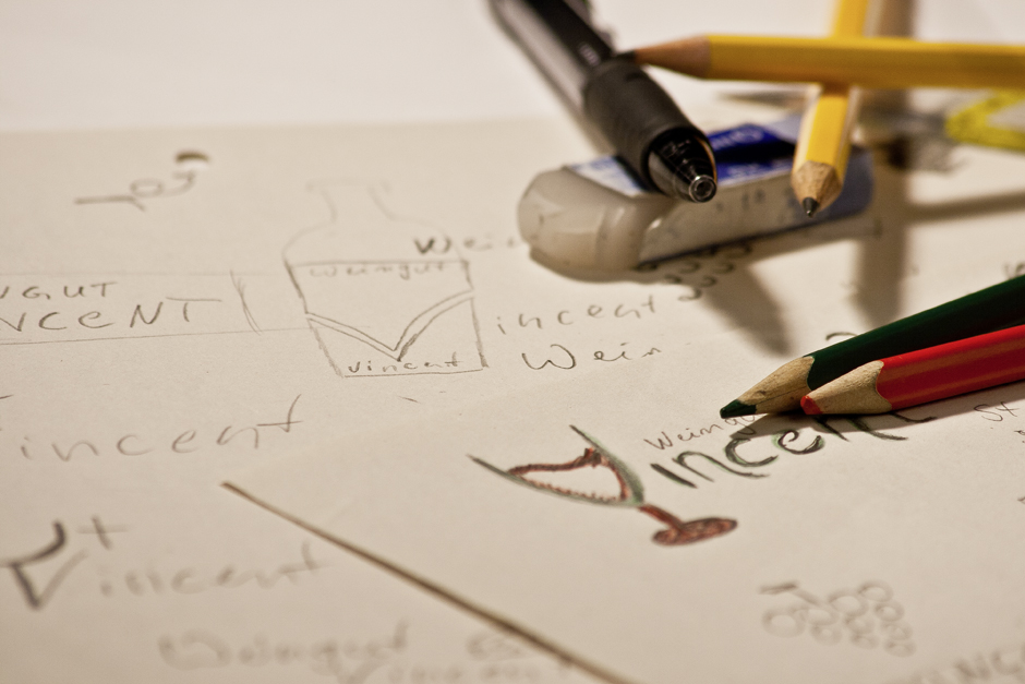 Weingut Vincentlogo Scribbles